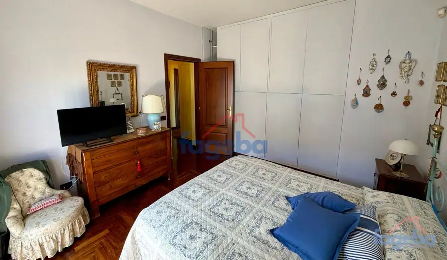 Ampio appartamento con tripla esposizione — foto 17