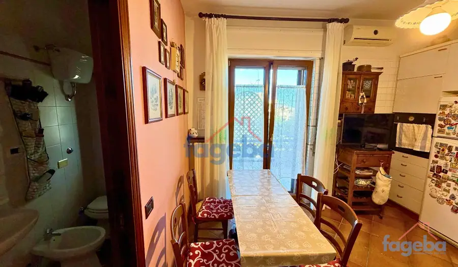 Ampio appartamento con tripla esposizione — foto 4