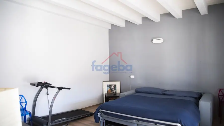 Appartamento ristrutturato con terrazza privata — foto 28