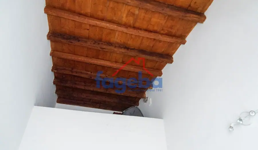 Appartamento storico con terrazzo esclusivo — foto 18