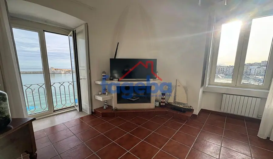Appartamento vista porto di Trani — foto 18