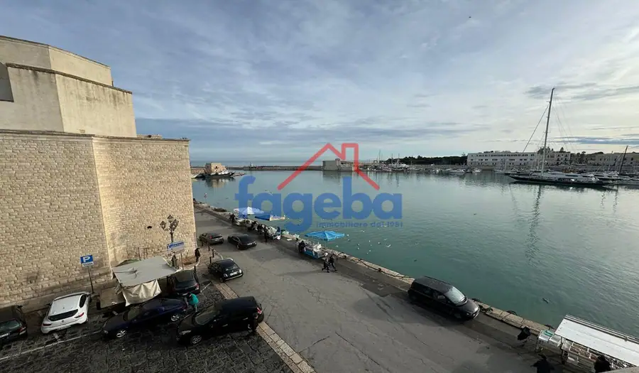 Appartamento vista porto di Trani — foto 7