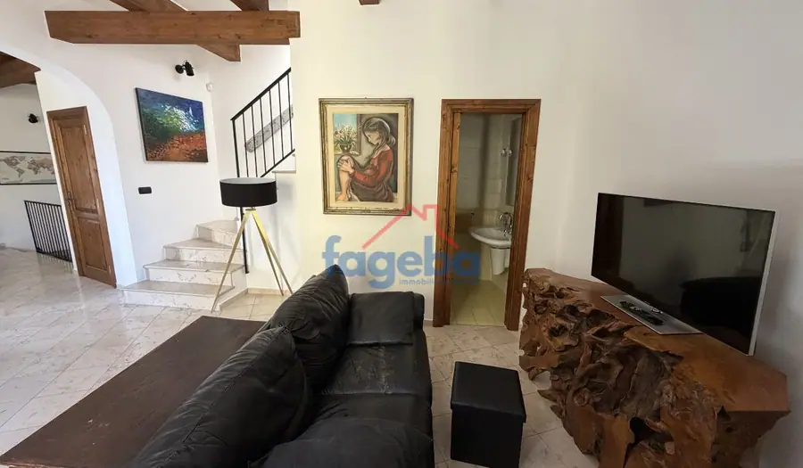 Palazzina indipendente — foto 30