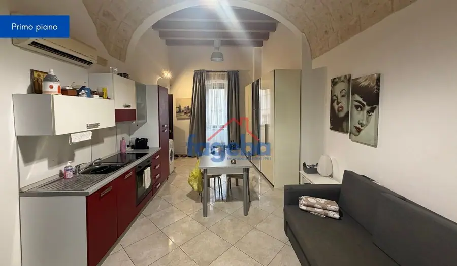 Palazzina indipendente in zona centrale — foto 6