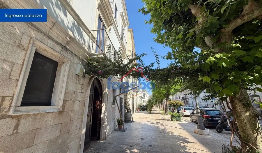 Palazzina indipendente in zona centrale, Trani Centro