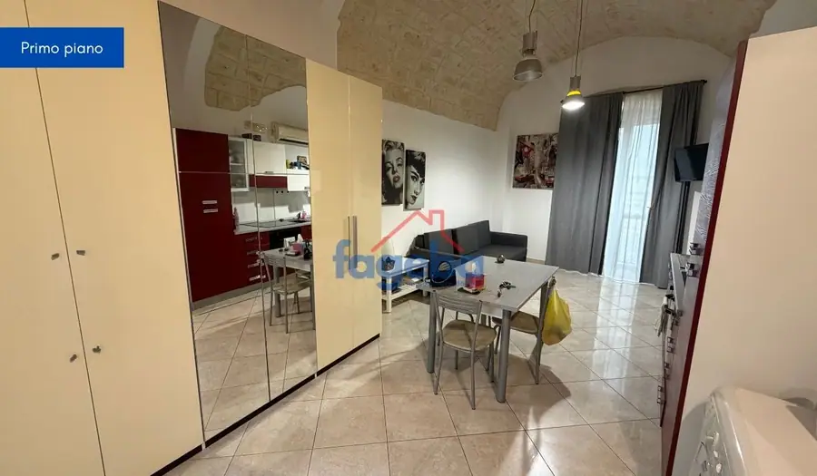 Palazzina indipendente in zona centrale — foto 8