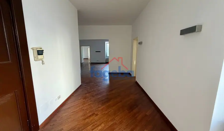 Ufficio di prestigio a Trani (zona porto), Trani Centro